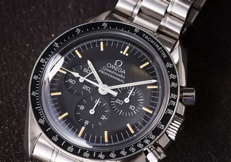 omega speedmaster moonwatch clone